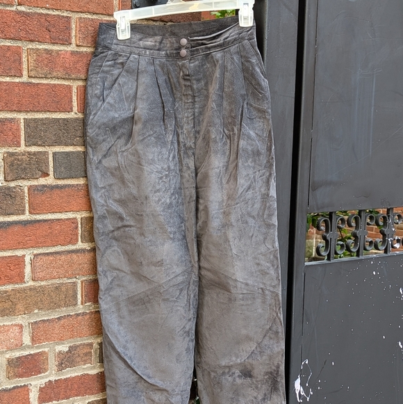 Danier Vintage Suede Gray Pants - Picture 14 of 14